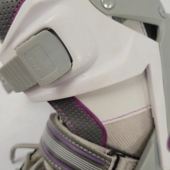 (83037-1) Acro Q-60 Rollerblades - Size 6 - Picture 14 of 16